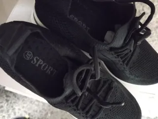 Zapatillas negras