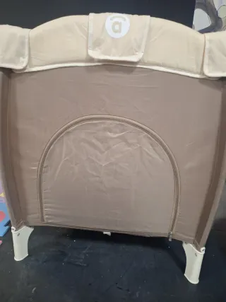 Cuna de viaje evoluBaby + colchoneta