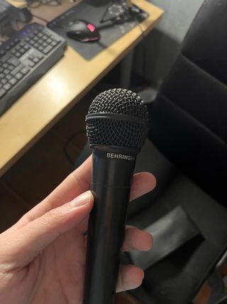 Micrófono Behringer Negro + estuche