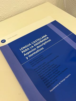 Lengua castellana para la enseñanza. Aspectos d...