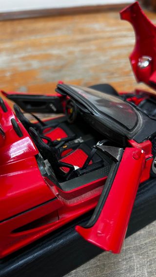 Miniatura Ferrari F50 Rojo