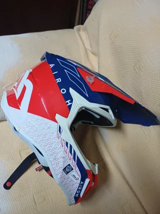 Capacete Airoh Strycker M