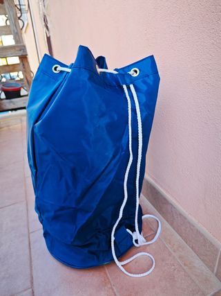 Borsone monospalla blu impermeabile