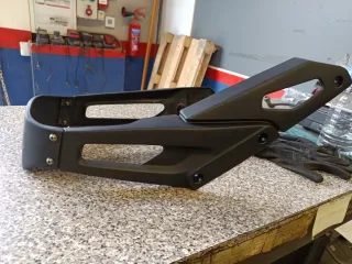 Cubre cadena BMW F 650 (1997)