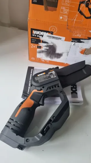 Minimotosega Worx WG324E 20V 12cm