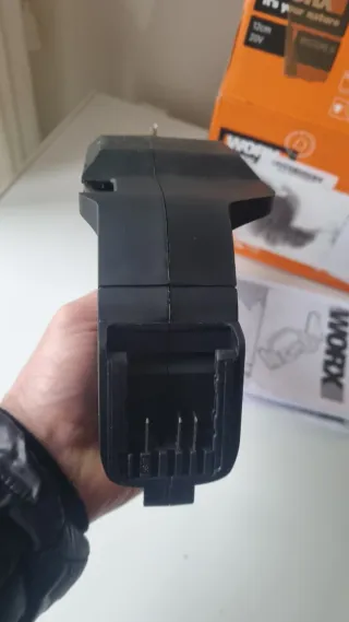 Minimotosega Worx WG324E 20V 12cm