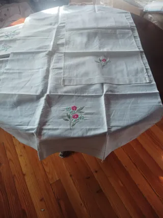 11 Asciugamani Misto Lino Ricamati