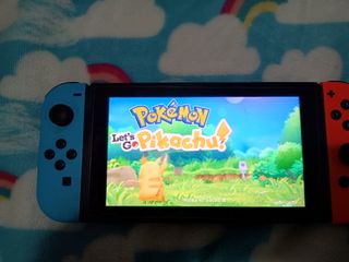 Nintendo Switch Pokémon Let's Go Pikachu