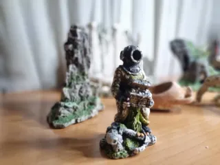 Lote decoración acuario: ruinas, buzo, anfora,