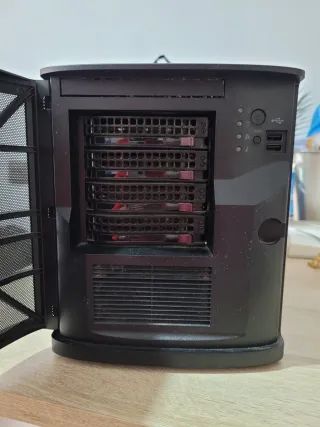 Supermicro CSE-721TQ-350B Mini-Tower Chassis