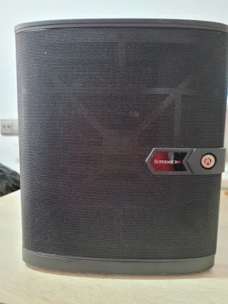 Supermicro CSE-721TQ-350B Mini-Tower Chassis