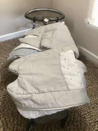 Stokke Xplory y Crusi con ropa de cama