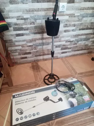 Detector de Metales Maginon MD-114Q