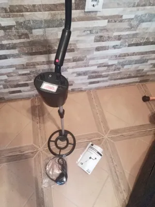 Detector de Metales Maginon MD-114Q