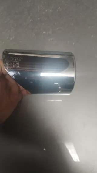 Embellecedor Escape Volvo