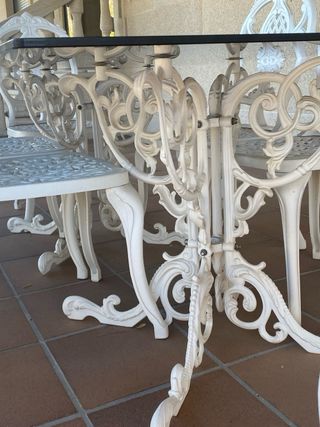 Mesa de jardín cristal y hierro forjado