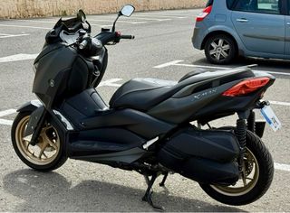 Yamaha Xmax 300 Tech Max