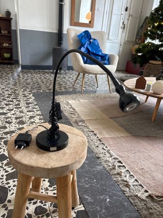 Lámpara de escritorio Ikea negra