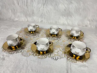 Set 6 tazzine caffè con piattini oro e bianco