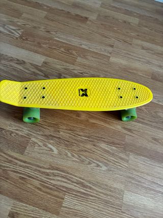 Monopatín Mitical Amarillo Nuevo