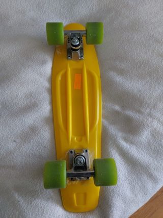 Monopatín Mitical Amarillo Nuevo