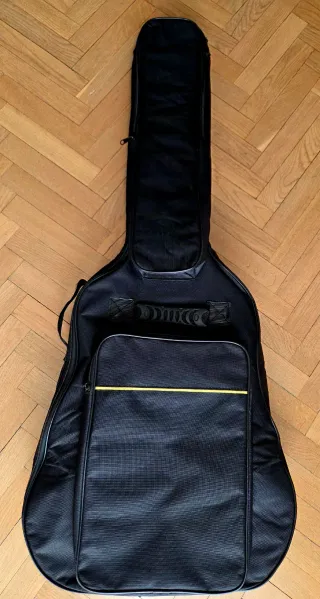 Guitarra FLAME GC831 + Funda + 7 Puas