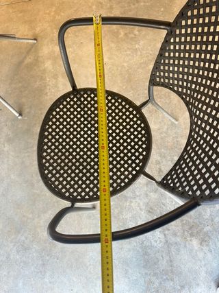 Sedia impilabile grigio scuro in acciaio marca italiana