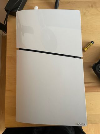 Play 5 digita como nuevo con un mando y en su caja