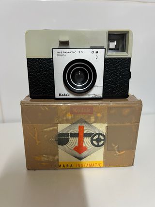 Cámara Kodak Instamatic 25f