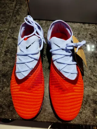 Botas Fútbol Nike Phantom 6 Low Elite