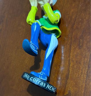 Muñeco Neng para coche