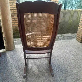 Mecedora Antigua Madera y Rattan