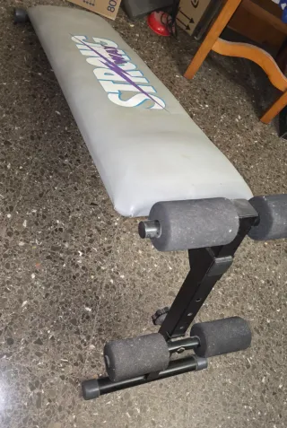 Banco de abdominales STRONG WAY