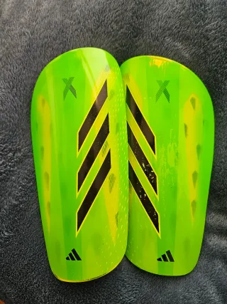 Espinilleras Adidas Futbol X Verde Neón