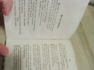 Libro antiguo en alemán