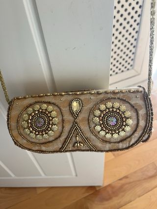 Bolso de fiesta bordado artesanal
