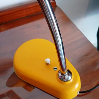 Lámpara de escritorio italiana