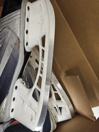 Patines de Hielo Bauer VAPOR T.39 - 7.5