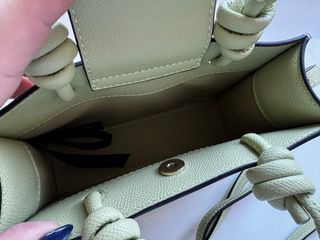 Bolso Tous pequeño verde. 20x13. Original.