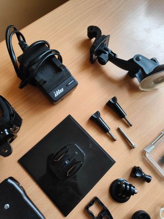 Tantissimi Accessori GoPro HERO3+ Silver Edition