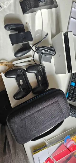 Nintendo Switch OLED Edición Zelda mas accesorios