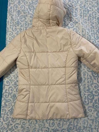 Chaqueta Adidas Beige con Capucha