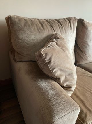 Sofá de terciopelo beige 3 plazas