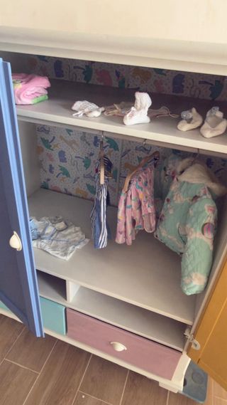 Armario de madera. Pieza unica