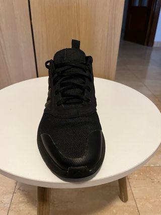 Zapatillas deportivas Adidas negras