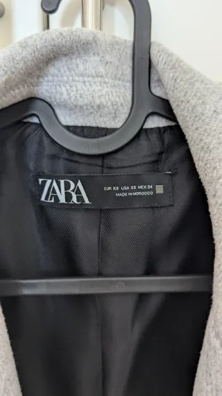 Abrigo oversize Zara gris Talla XS