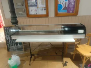 Vitrina refrigerada de bar