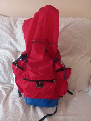 Mochila senderismo vintage Serval roja y azul