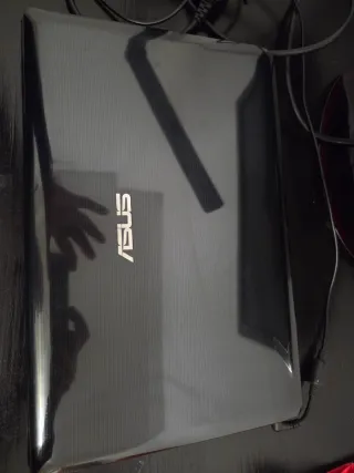 Portátil ASUS Negro/Rojo