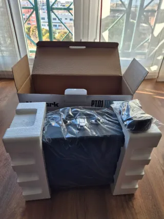 Tocadiscos Maleta. Casi sin uso.